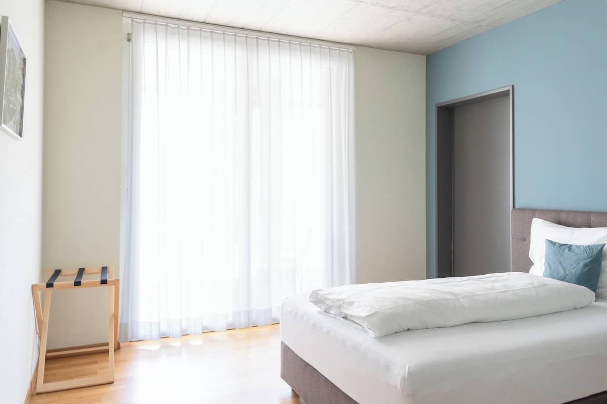 Superior Room, 1 Queen Bed, Mobility Accessible, Non Smoking | Hypo-allergenic bedding, desk, laptop workspace, blackout drapes