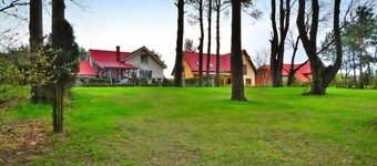 Spacious Cottage, Idyllic Right on the Lake, Spore