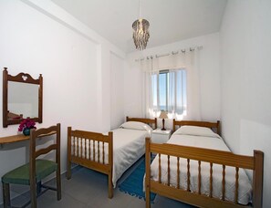 Apartment - Cozy Apartment With sea View, Salema (Vila do Bispo)