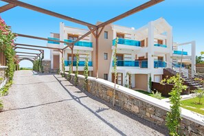 House | Interior detail - Holiday Home in Kiotari With a Barbecue (Rhodes)