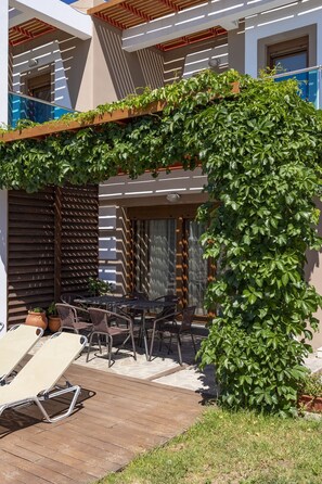 House | Interior detail - Holiday Home in Kiotari With a Barbecue (Rhodes)