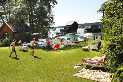 Sunny Holiday Apartment With Balcony on Klopeinersee With Private Beach