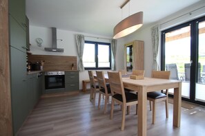 Chalet | Dining - Chalet Max View mit Pool und Sauna (Inzell)