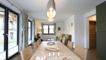 Chalet | Tempat makan