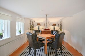 House | Dining - Reetgedecktes Ferienhaus in Humptrup (Humptrup)