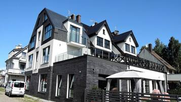 Apartment | Exterior