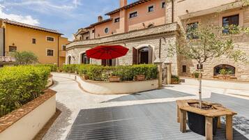 Apartment | 2 bedrooms, Internet