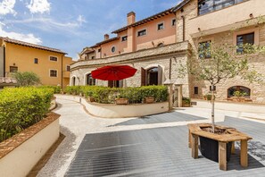 2 bedrooms, Internet - Le Acetaie With Shared Pool (Ficulle)