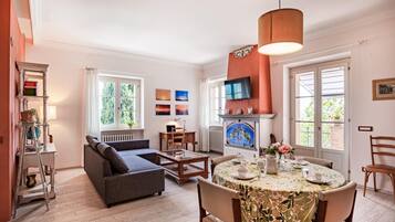 3 bedrooms, Internet