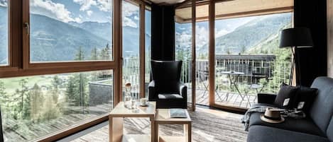 Chalet | Living area