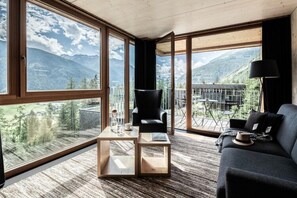 Chalet | Living area - Chalet Resort am Grossglockner With Infrared Cabin (Kals am Grossglockner)
