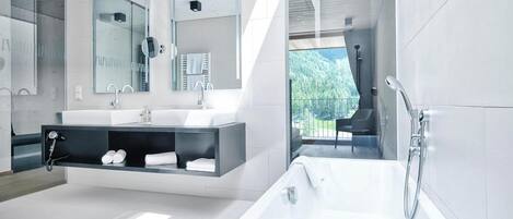 Chalet | Bathroom
