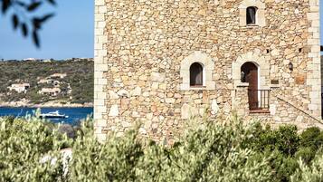 Apartment | Exterior