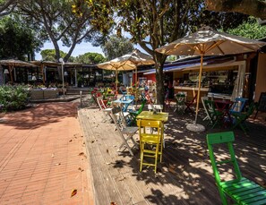Bungalow | Outdoor dining - Bungalow Riva Degli Etruschi in San Vincenzo-formerly TUI Ferienhaus (San Vincenzo)