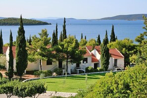 Apartment | Exterior - Apartments Medena, Seget Donji, Trogir With Pools (Seget)