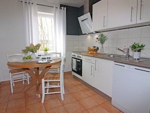 Private kitchen - Ferienwohnung Achtern de Heeg in Ueckermunde (Ueckermuende)