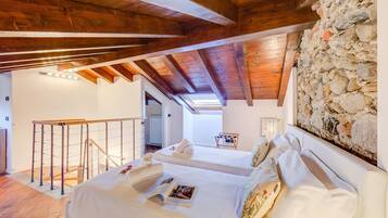 2 bedrooms, Internet