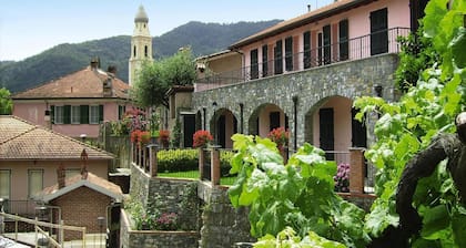 Apartment in Castellaro With Garden