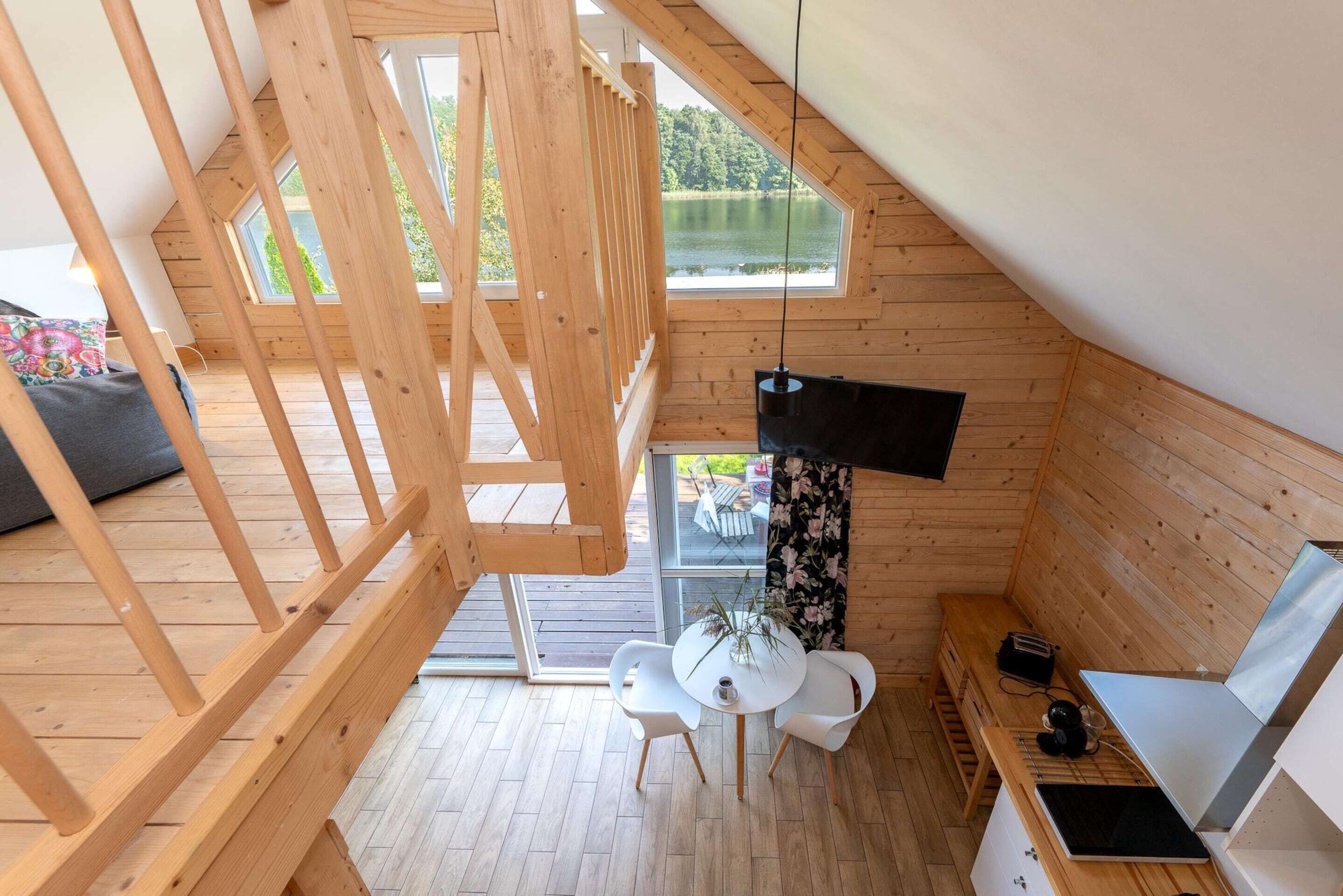 المنشأة من الداخل