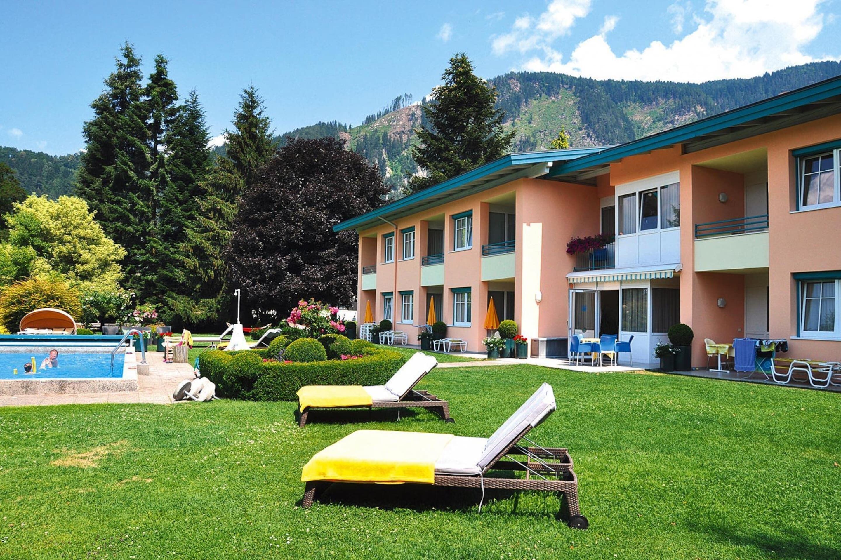 Apartment | Pool | Outdoor pool