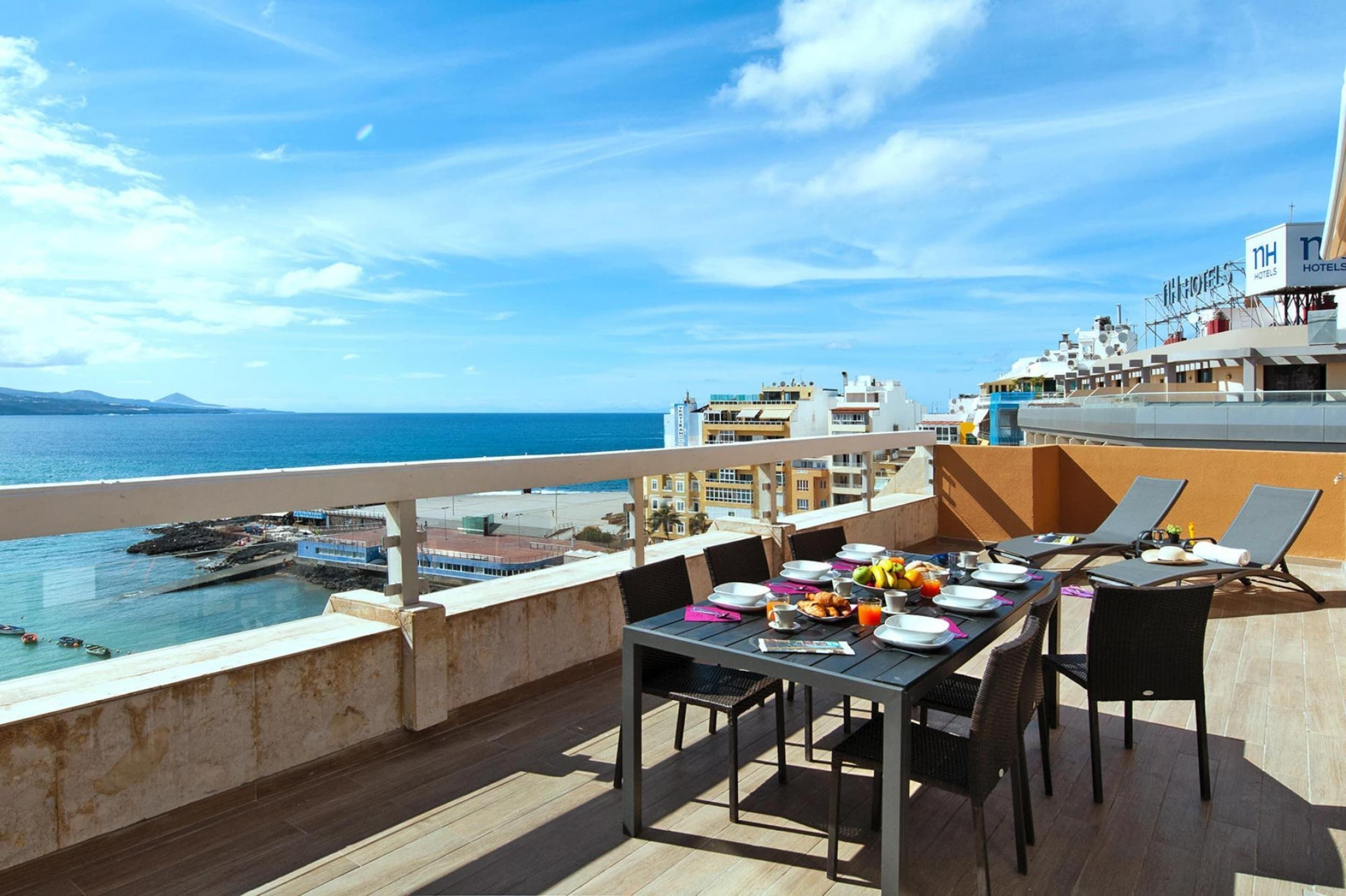 Apartment | Outdoor dining