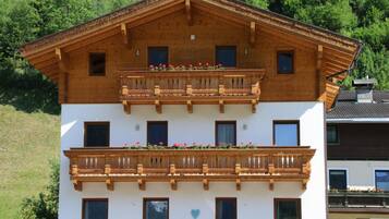 Apartment | Exterior