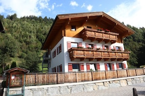 Apartment | Exterior