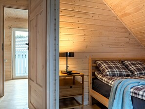 House | 3 bilik tidur, cadar katil