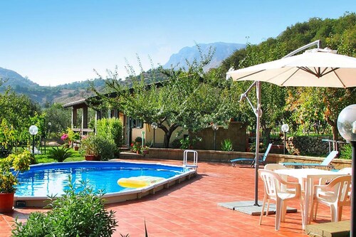 Holiday Home, Francavilla di Sicilia