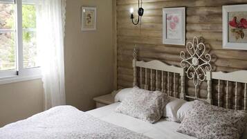 House | 2 bedrooms, individually furnished