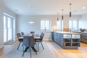 Maison | Cuisine privée | Chaise haute
