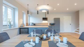 House | Private kitchen | Highchair