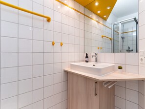 Apartment | Badezimmer