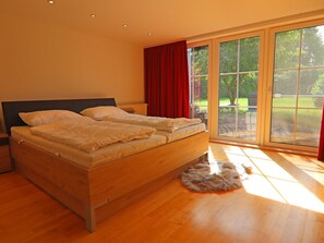 Huis | 4 slaapkamers, individueel gemeubileerd