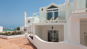House | Exterior - TAO Caleta Playa, Corralejo (La Oliva)