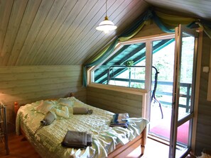 House - Holiday Home in Zakowo Near Lake (Suleczyno)