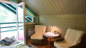 House | 4 bedrooms, individually furnished, bed sheets