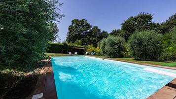 Villa | 4 bedrooms, Internet