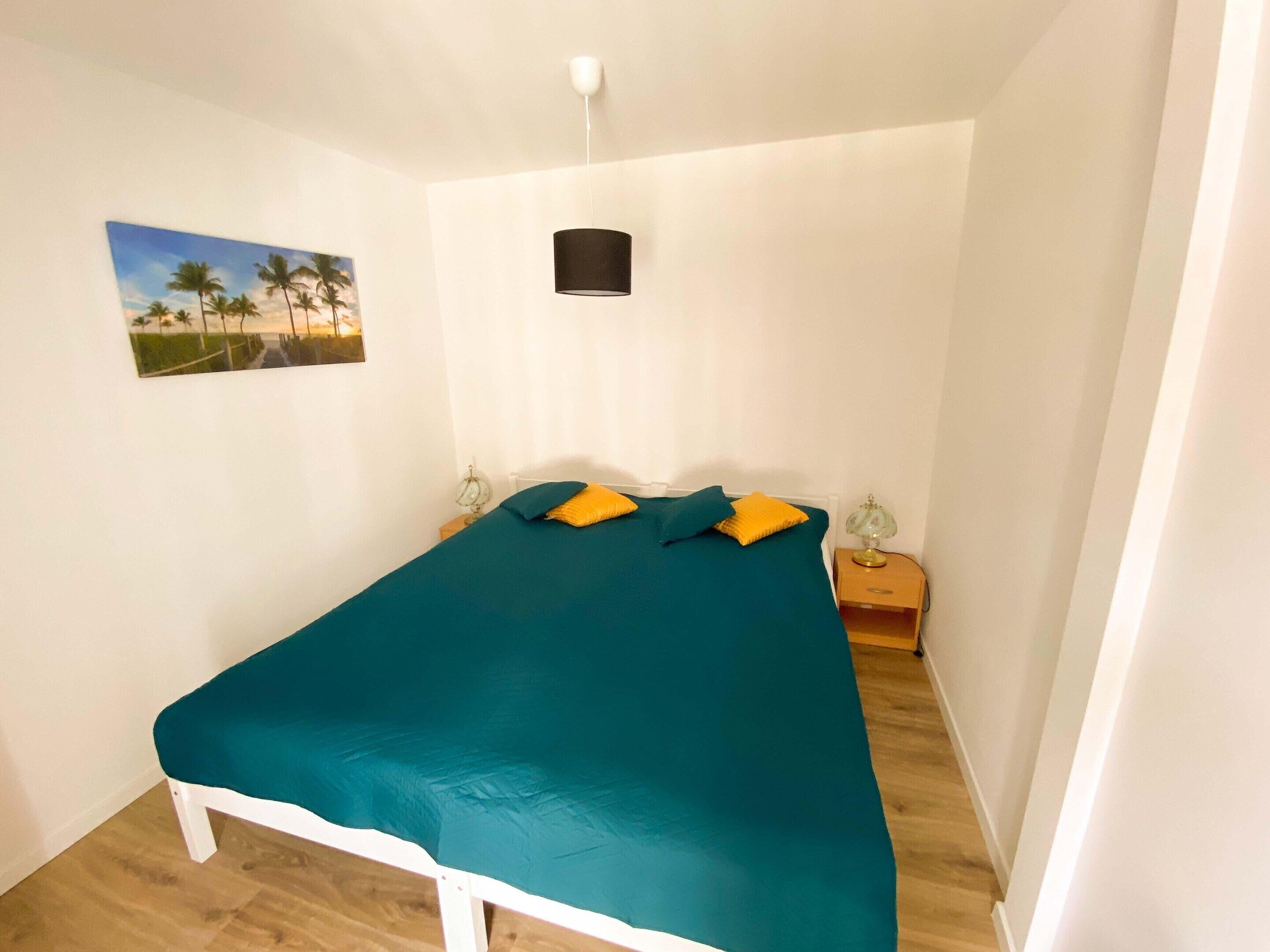 House | 5 bedrooms, individually furnished