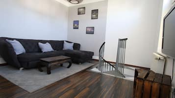 Apartment | Living area