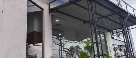 Fachada da propriedade