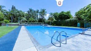 Outdoor pool - New house with pool and grill area (Cuernavaca)