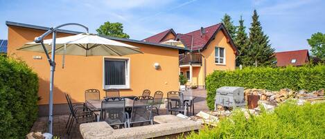 Apartment | Speisen im Freien