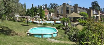 Apartment in Vinci With Pool & Wellness
