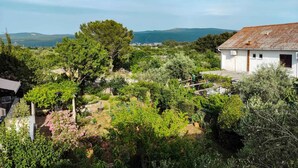 Property grounds - Holiday apartment with air conditioning (Krk)