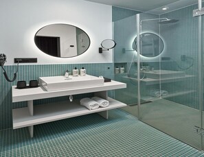 Apartment | Bathroom | Towels - Studio in Vienna Near Museumsquartier (Vienna)