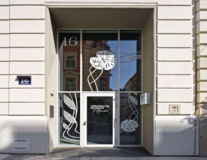 Apartment | Exterior - Studio in Vienna Near Museumsquartier (Vienna)