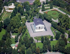 الإطلالة من المنشأة