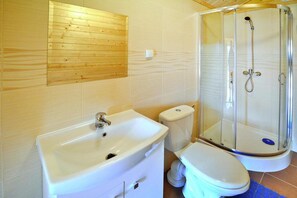 Bungalow | Bathroom - One-story Holiday Homes Close to the Sea, Mielno (Mielno)