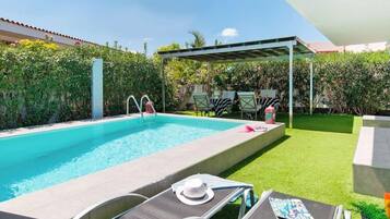 Bungalow | Kolam renang | Kolam renang indoor dan kolam renang outdoor